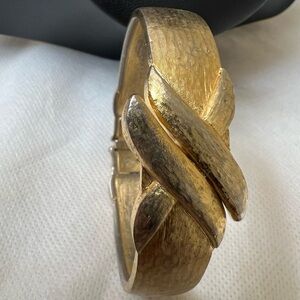 Monet Vintage Gold  Bracelet EUC